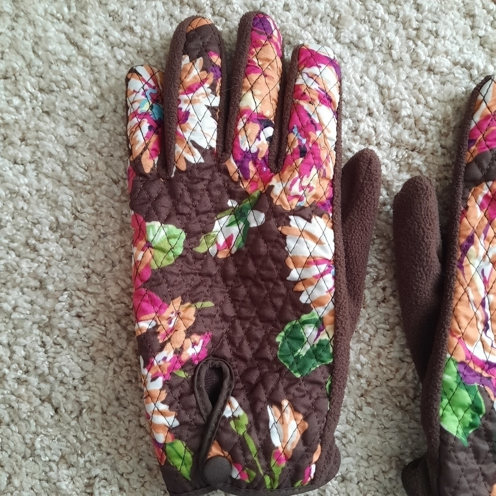 Vera Bradley English rose quilted floral brown fleece gloves size M/L - Picture 3 of 11